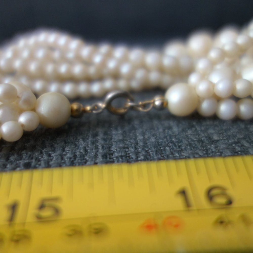 Pearl Necklace - Picture 7 of 7